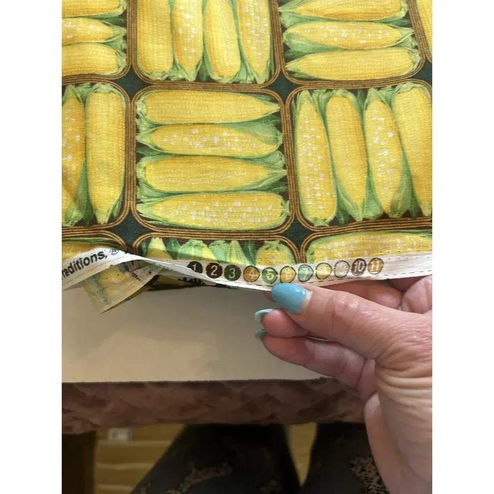 Patty Reid Designs 2009 Yellow Corn on The Cob Sew/Quilt Fabric 2‎ Yards 10”
